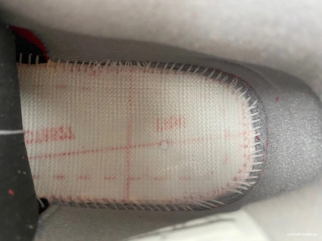 Bravo Toro Retro 308497-603 4 Jordan 0907
